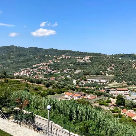 Borgo Pasqui بيت للعطل دْيانو مارينا